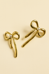 Ribbon Pearl Studs
